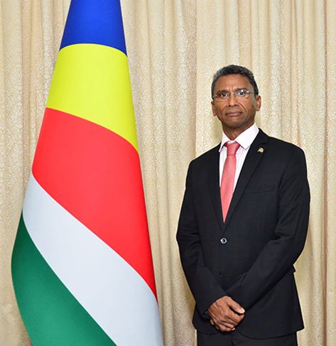 Minister Barry Faure